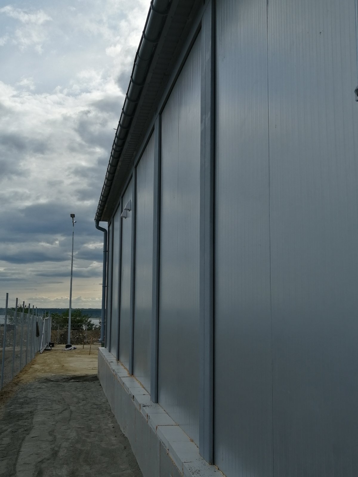 Модульний склад